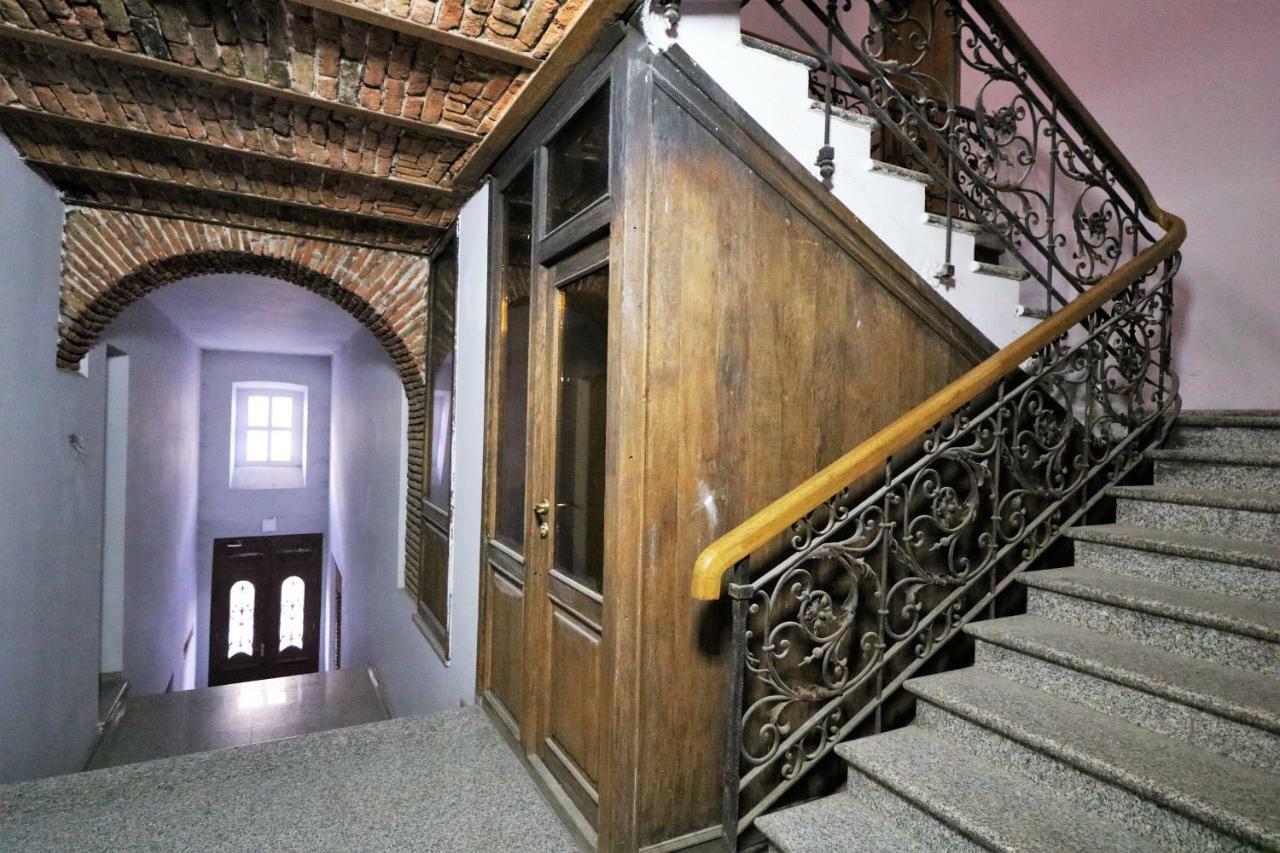 Shota Rustaveli Aparthotel Тбилиси Экстерьер фото