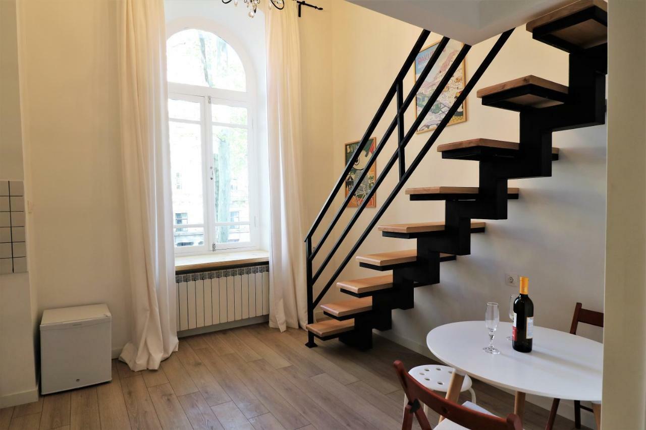 Shota Rustaveli Aparthotel Тбилиси Экстерьер фото